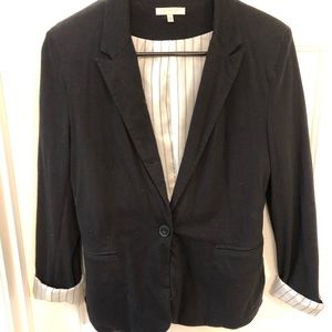 Jersey-knit black blazer